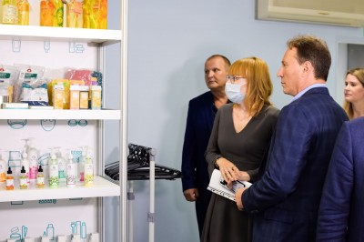The Moscow Region Business Ombudsman Vladimir Golovnev opened a public reception in Noginsk urban district and visited the disposable supplies production.